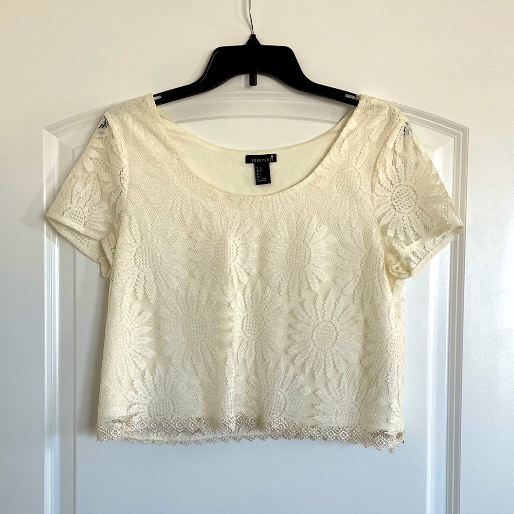 Floral white lace embroidered crop top, size medium